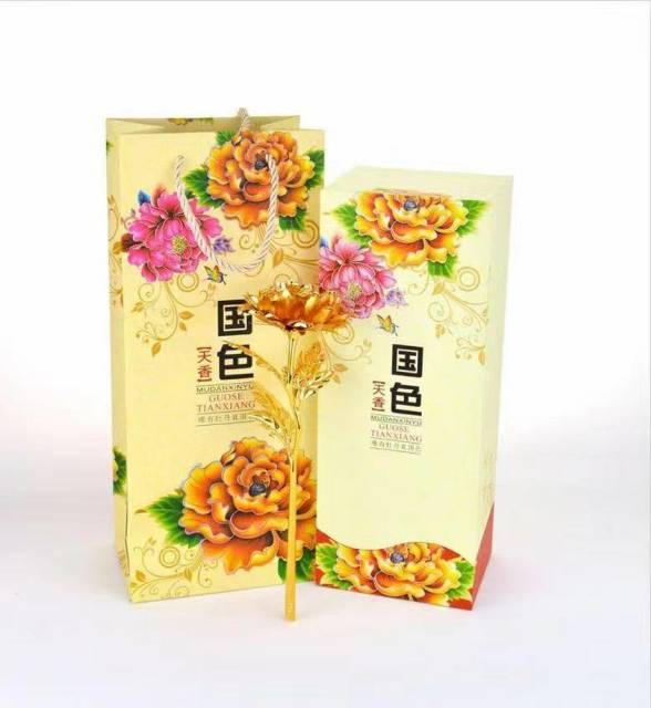 金牡丹，康乃馨，向日葵，結(jié)婚胸花。